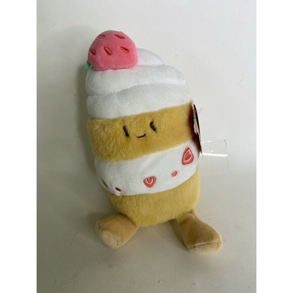 Giggle Scape Strawberry Shortcake Sweet Food Plush Stuffed Toy Target Exclusive - Picture 1 of 6